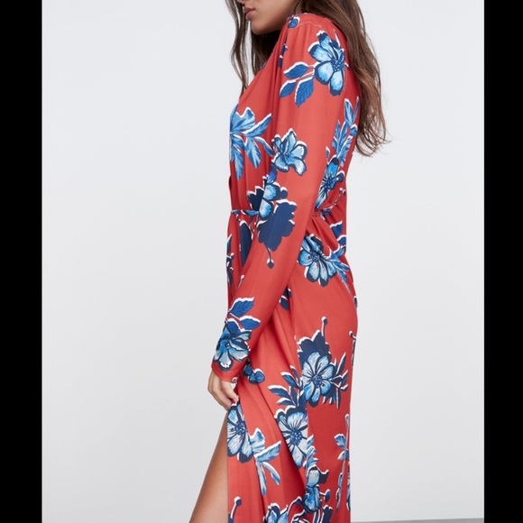 New Zara Floral print bottom from. Tie waist dress - Picture 4 of 10